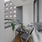 Luxurious Apartments With Balcony & Parking Gwiazdzista Wroclaw By Noclegi Renters